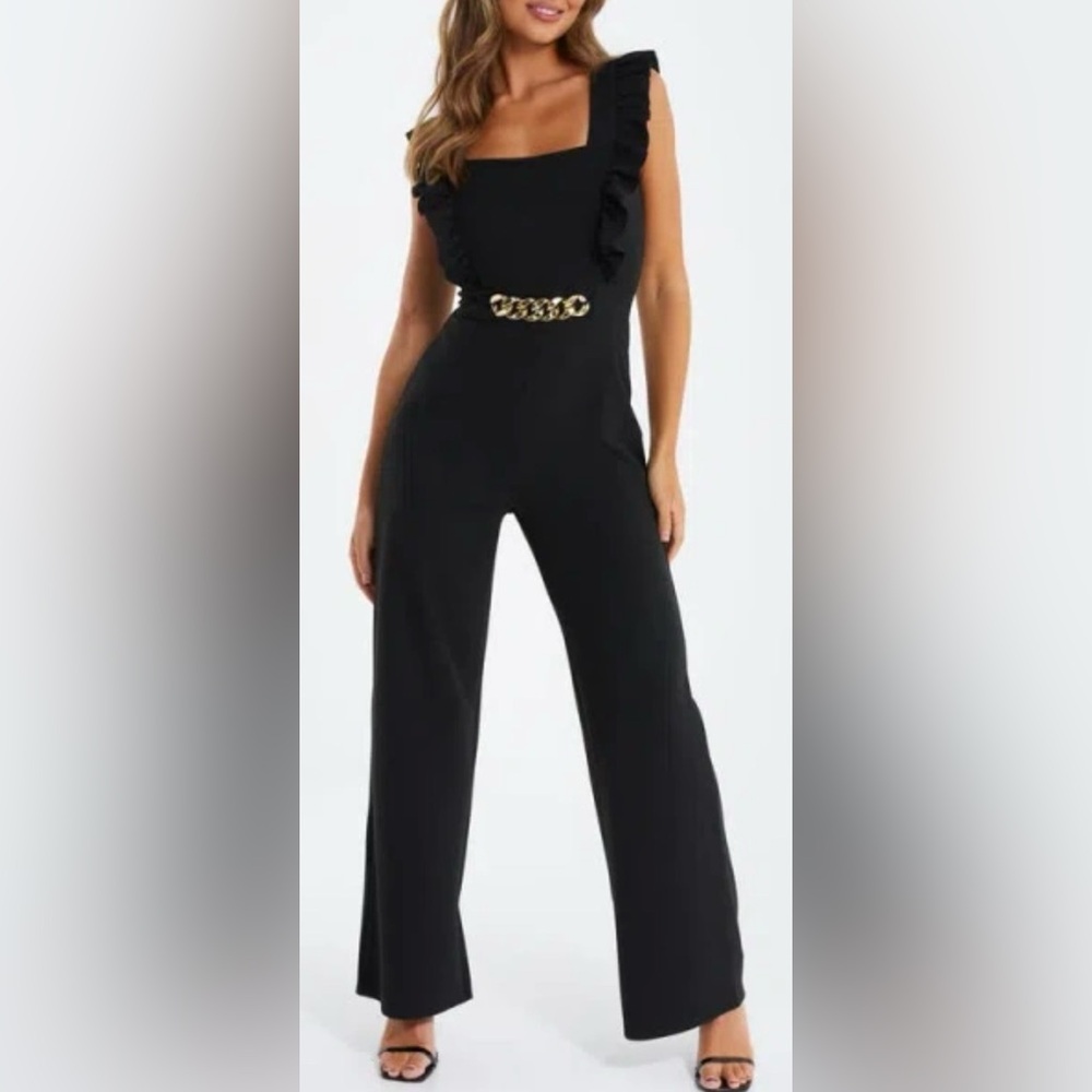 Quiz Crepe Chain Front Frill Jumpsuit💕